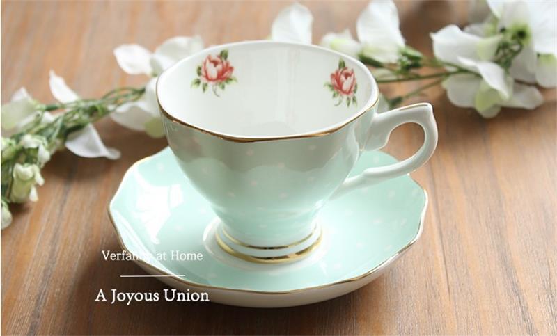 180ML hueso taza de café de china y el plato y cuchara divertido diseño de moda zakka tazas de café espresso taza de café europeo taza 180ML hueso taza de café de china y el plato y cuchara divertido diseño de moda zakka tazas de café espresso taza de café europeo taza