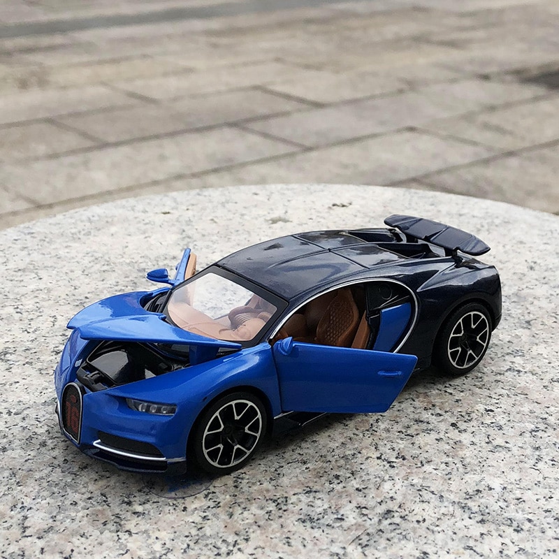 Coche de juguete Bugatti Chiron de aleación para niños, escala en miniatura, escala 1:32 Coche de juguete Bugatti Chiron de aleación para niños, escala en miniatura, escala 1:32