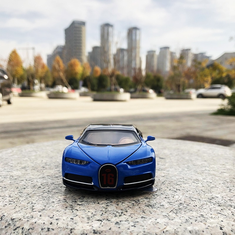 Coche de juguete Bugatti Chiron de aleación para niños, escala en miniatura, escala 1:32 Coche de juguete Bugatti Chiron de aleación para niños, escala en miniatura, escala 1:32