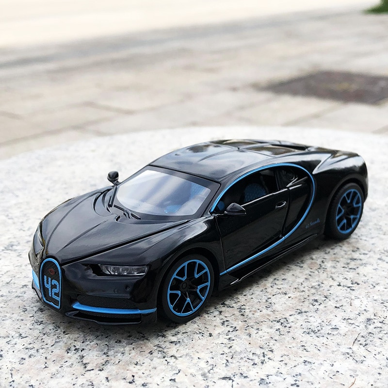 Coche de juguete Bugatti Chiron de aleación para niños, escala en miniatura, escala 1:32 Coche de juguete Bugatti Chiron de aleación para niños, escala en miniatura, escala 1:32