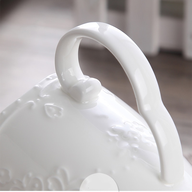 Tazas de nieve bonitas de porcelana en relieve blanco de 300ml, nespresso copo taza de café, tazas divertidas de cerámica regalo de Navidad, taza de taza para café