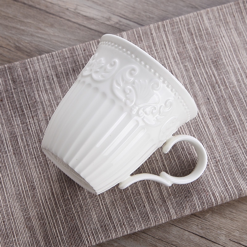Tazas de nieve bonitas de porcelana en relieve blanco de 300ml, nespresso copo taza de café, tazas divertidas de cerámica regalo de Navidad, taza de taza para café