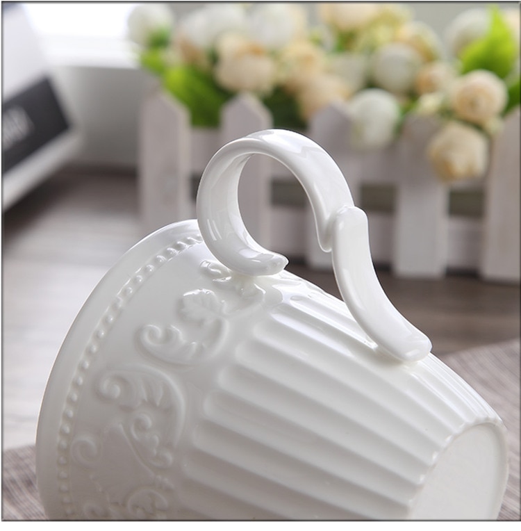 Tazas de nieve bonitas de porcelana en relieve blanco de 300ml, nespresso copo taza de café, tazas divertidas de cerámica regalo de Navidad, taza de taza para café