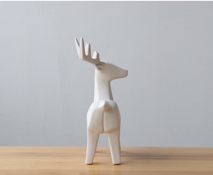 Figura de ciervo de Navidad, estatua de alce de cerámica mate, escultura Animal, Reno, ornamentos de Navidad para regalo de bodas, decoración del hogar