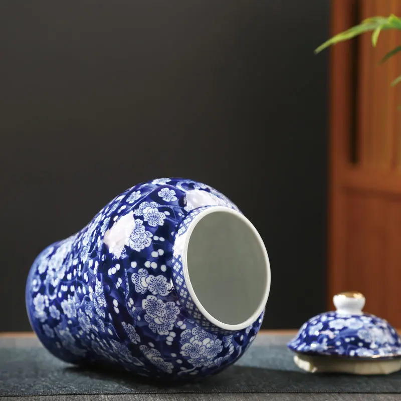 Tarro de té de porcelana azul y blanca, tarro de cerámica General para el hogar, caja sellada de dulces, jarrón de ciruela Vintage, florero para el hogar, contenedor de almacenamiento de artesanías Tarro de té de porcelana azul y blanca, tarro de cerámica General para el hogar, caja sellada de dulces, jarrón de ciruela Vintage, florero para el hogar, contenedor de almacenamiento de artesanías